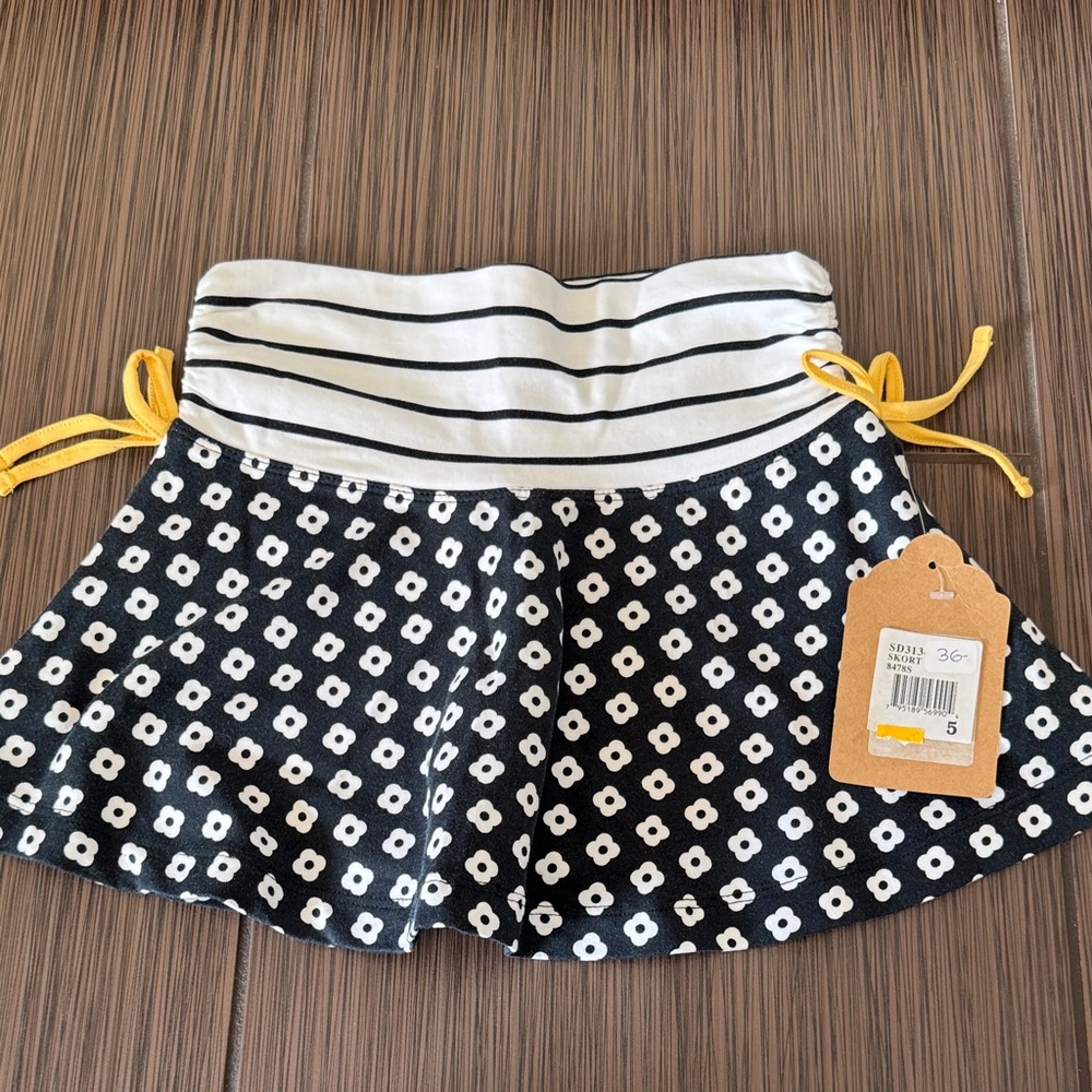 Black and White Floral Skort with Yellow Accents